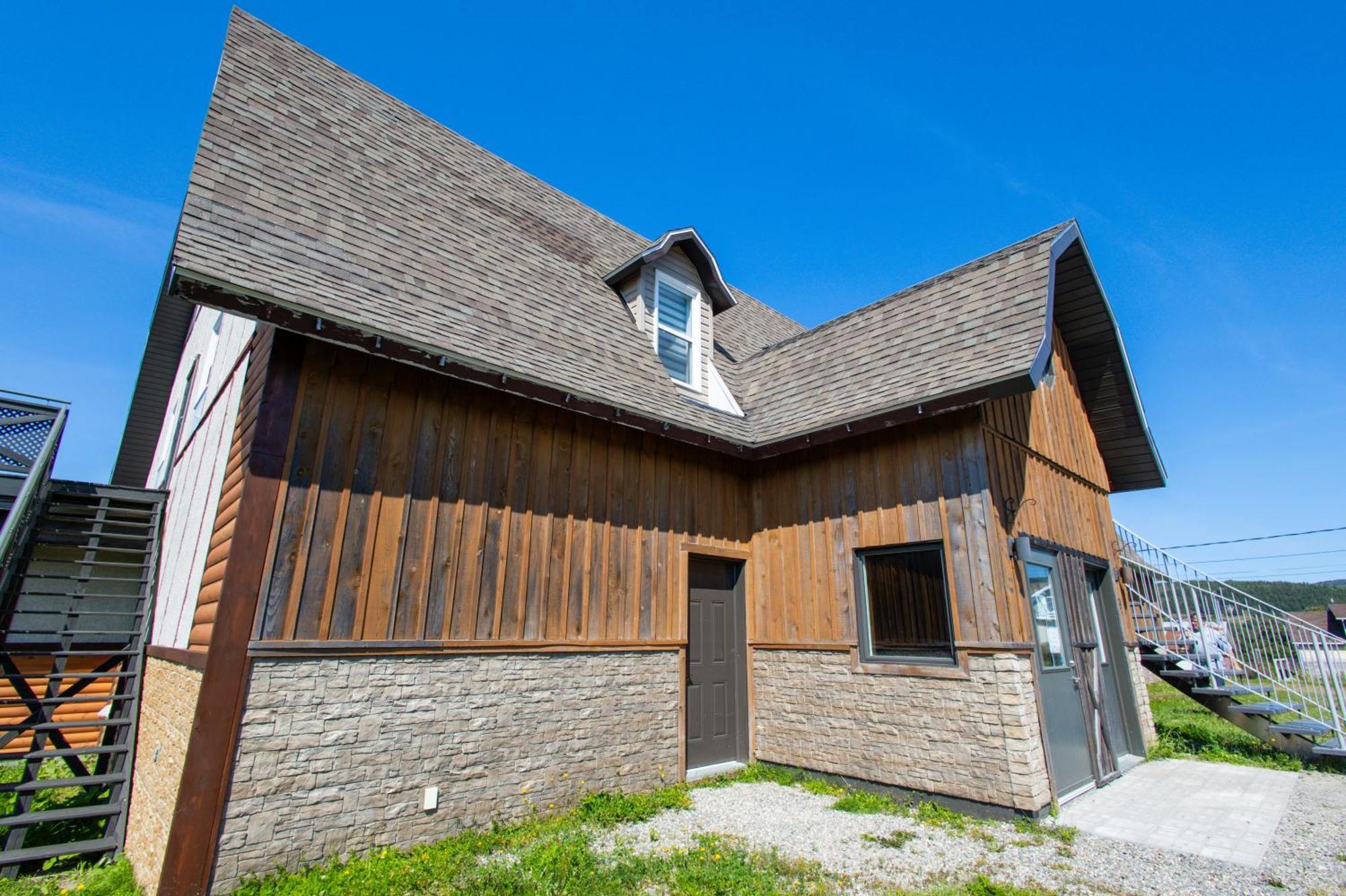 Domaine Du Recif Hotel Sainte Anne-des-Chênes Exterior foto